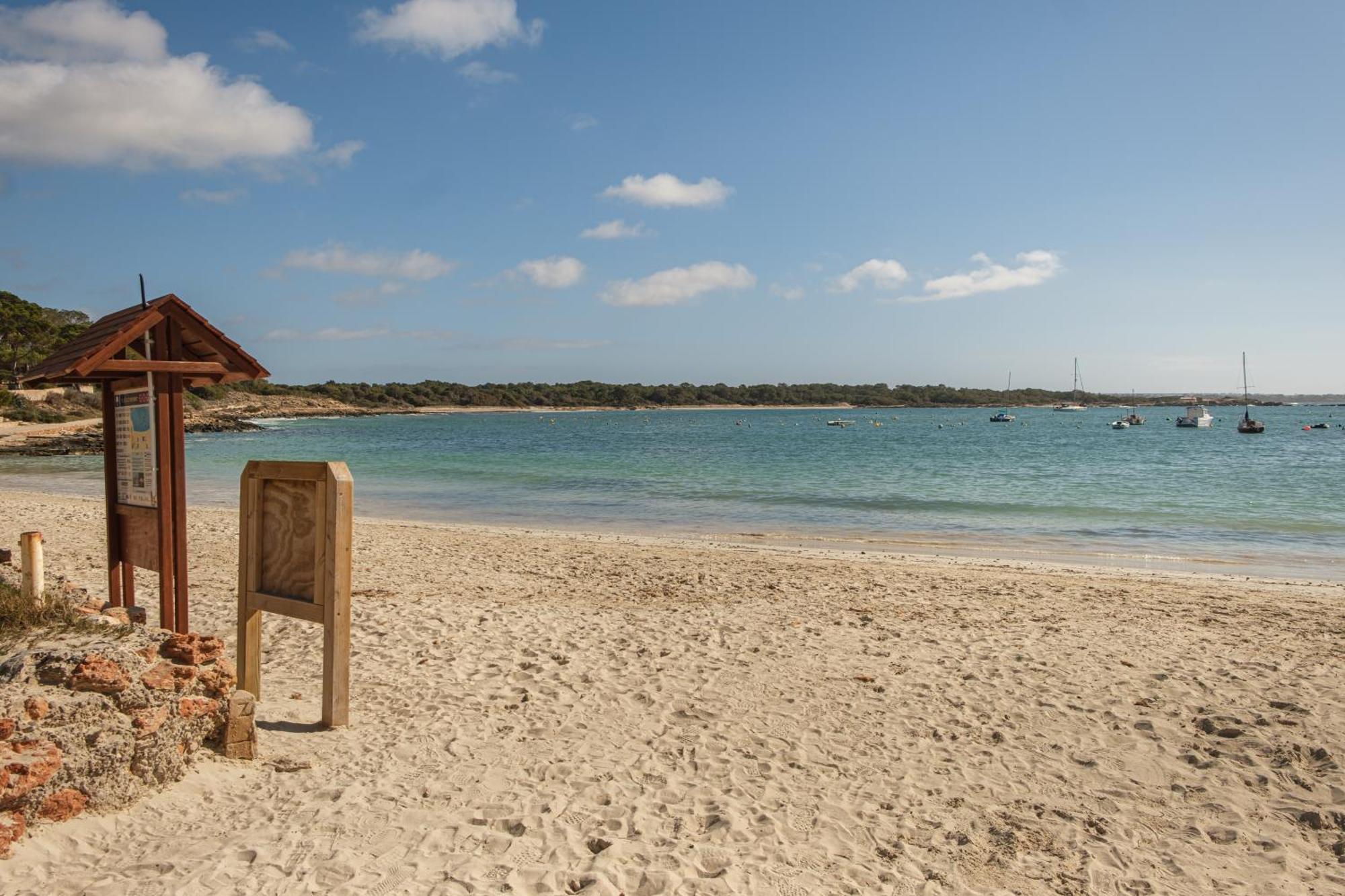 Alma Libre Beach Apartment Colonia de Sant Jordi Ngoại thất bức ảnh